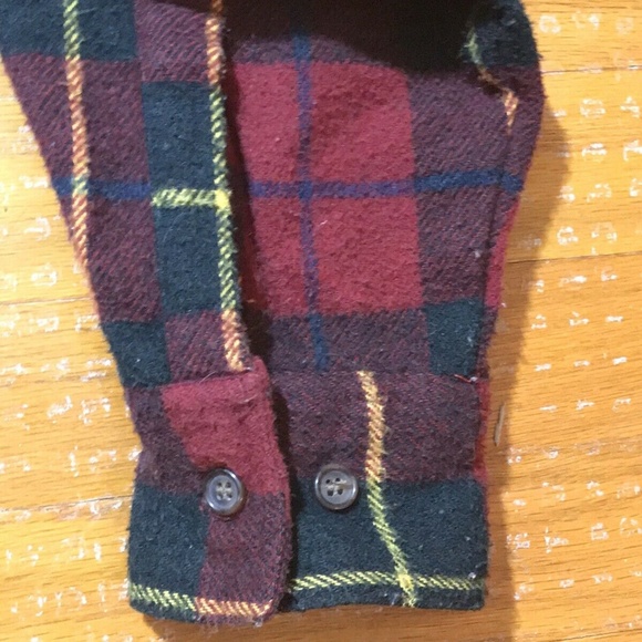 Gap Men's Sz Medium RedMulti Color Plaid Button Up - Picture 4 of 8